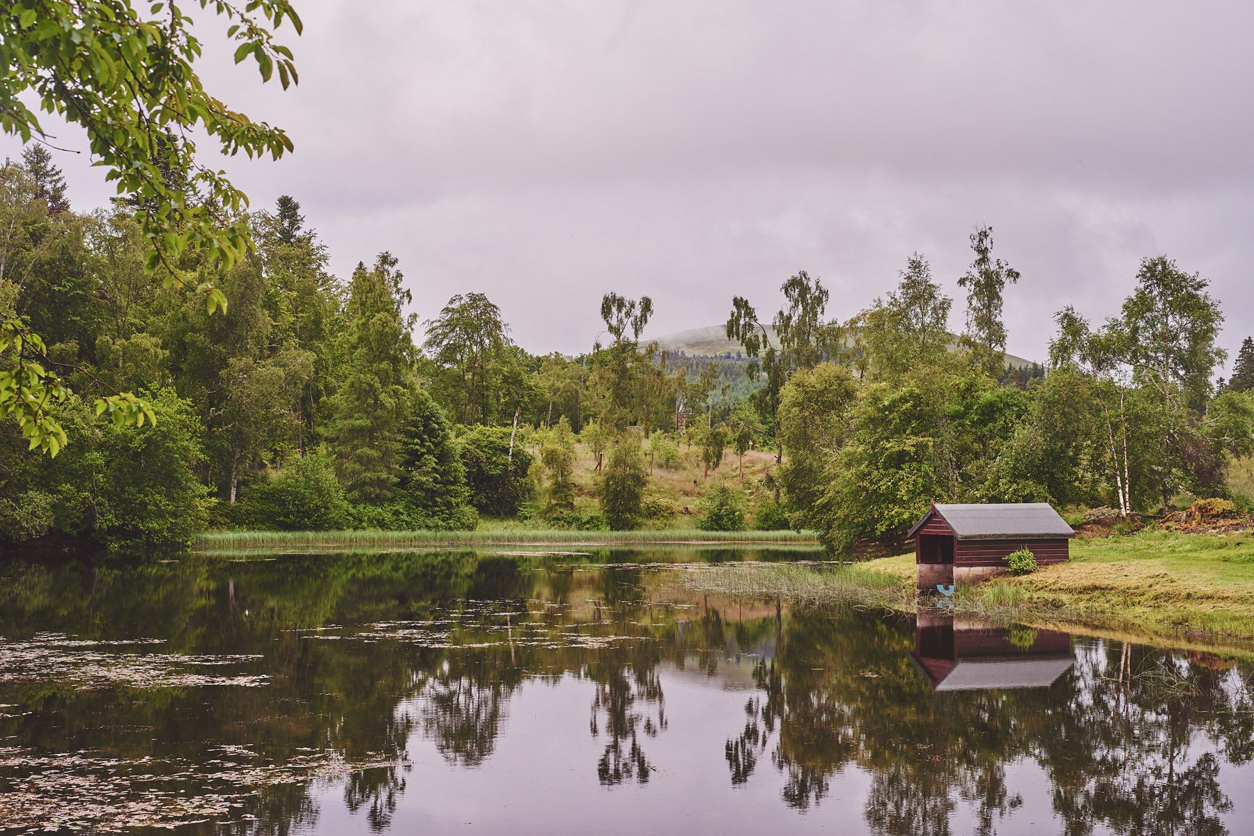 Lochside Hideaway