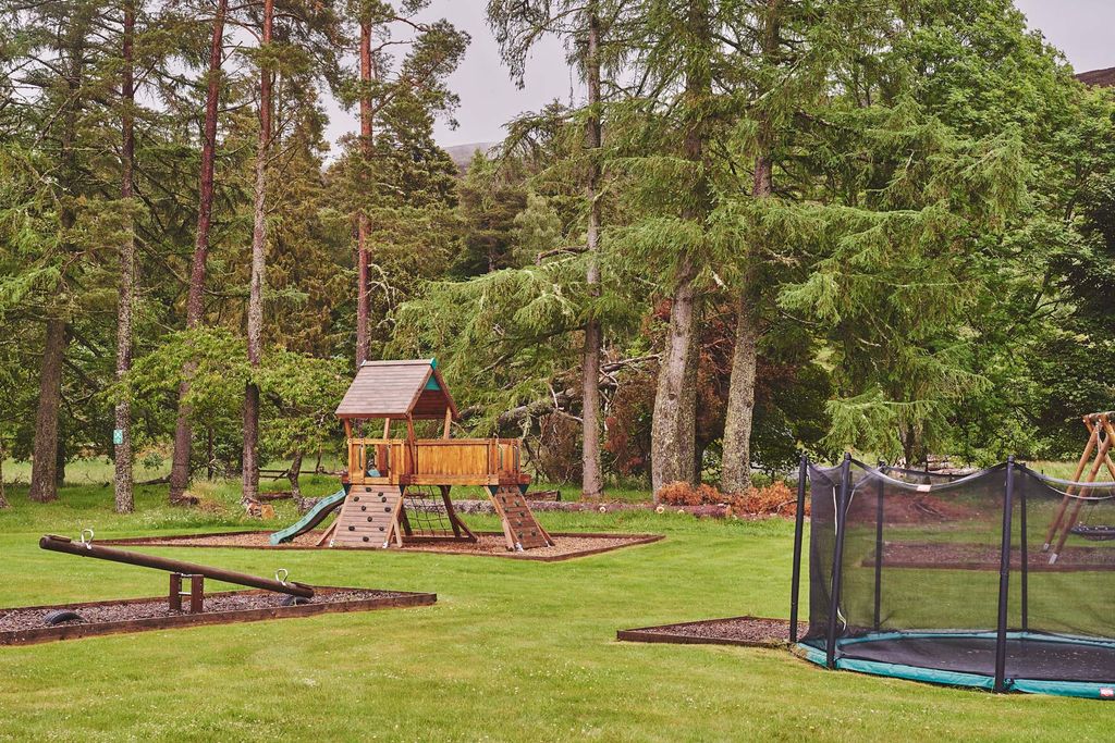 Lochside Hideaway Scotland Olivers Travels 5