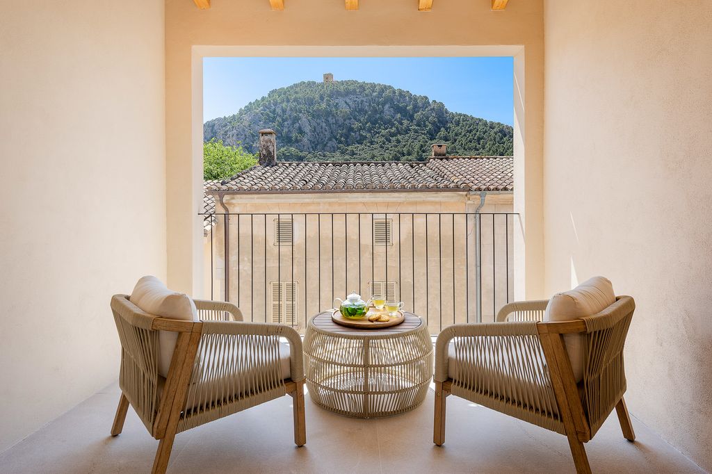 Casa Pollensa Mallorca Olivers Travels 41