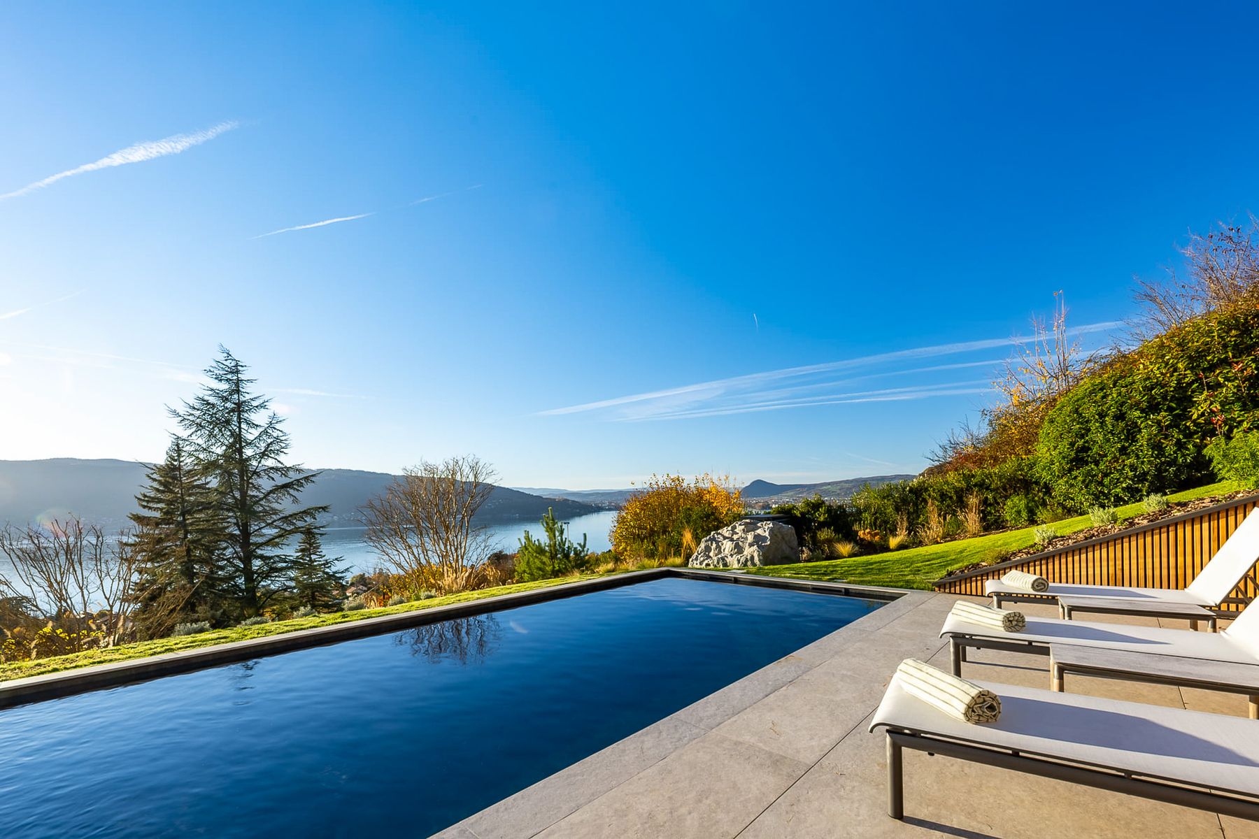 Maison Azurine Annecy OliversTravels 02