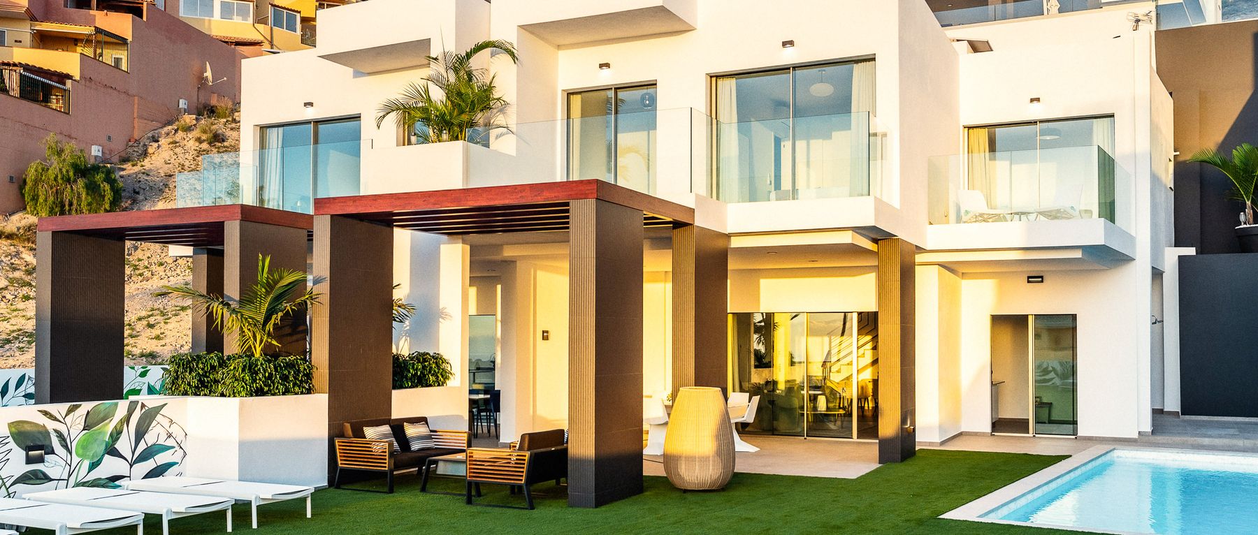Hero Villa Duque OliversTravels 01