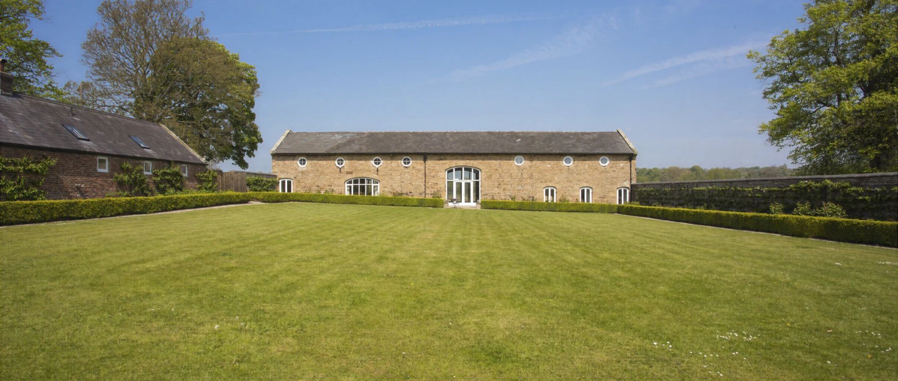 001 argall house wales olivers travels desktop center