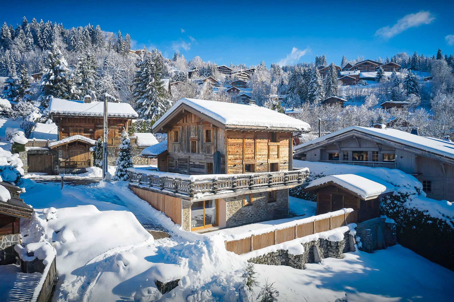 Chalet Clairbois Olivers Travels 01