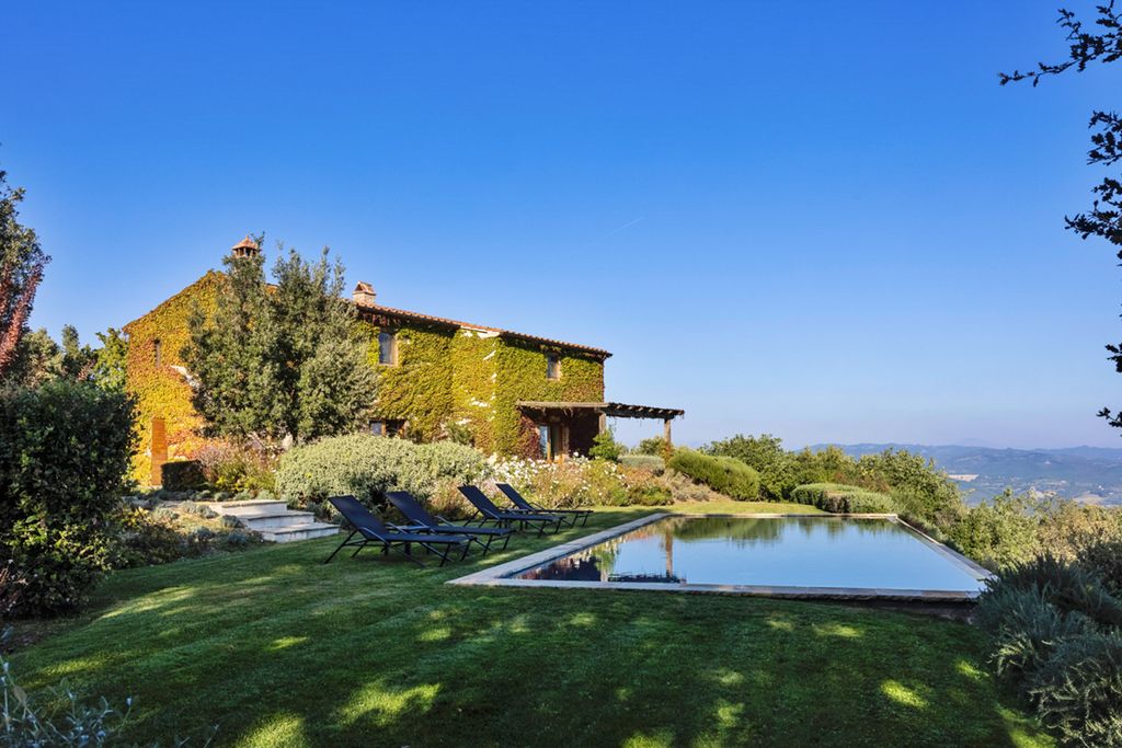 Villa Santa Croce Umbria OliversTravels 2