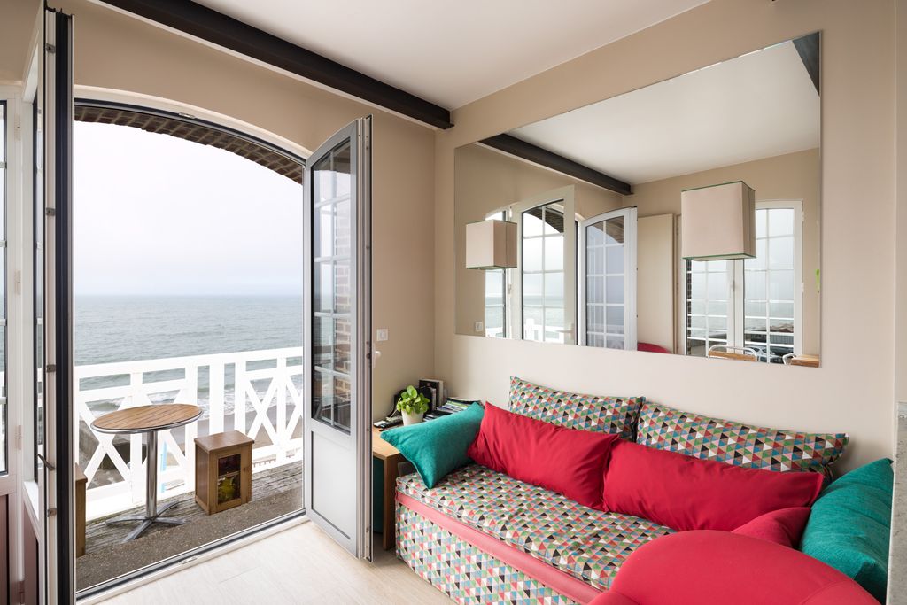 La Tour Normandy Olivers Travels 3