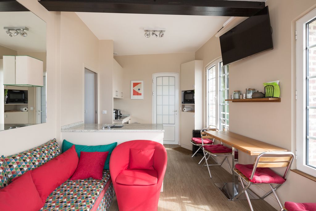 La Tour Normandy Olivers Travels 4