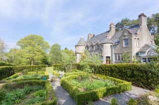 Loch Lomond Manor Olivers Travels1