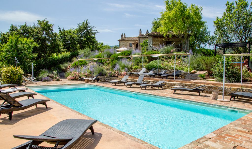 Villa Francis Umbria It Olivers Travels 1