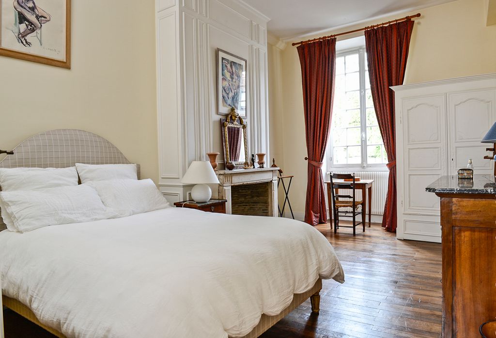 Chateau de Garmeaux Picardy Olivers Travels3