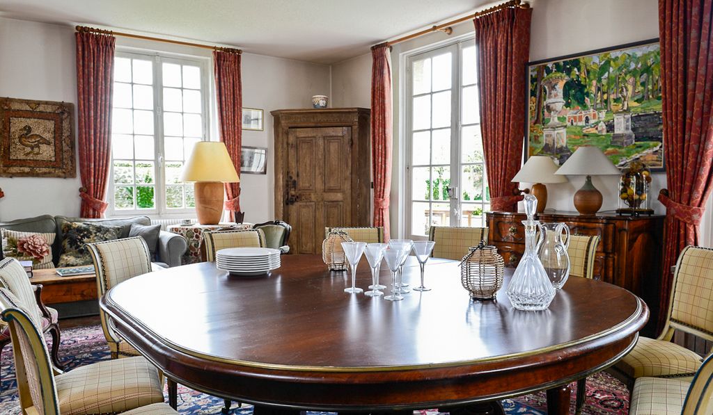 Chateau de Garmeaux Picardy Olivers Travels4
