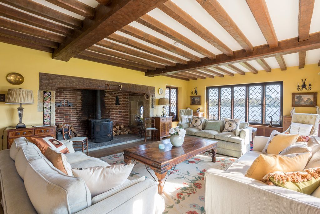 Waterside House Sussex East Olivers Travels 3