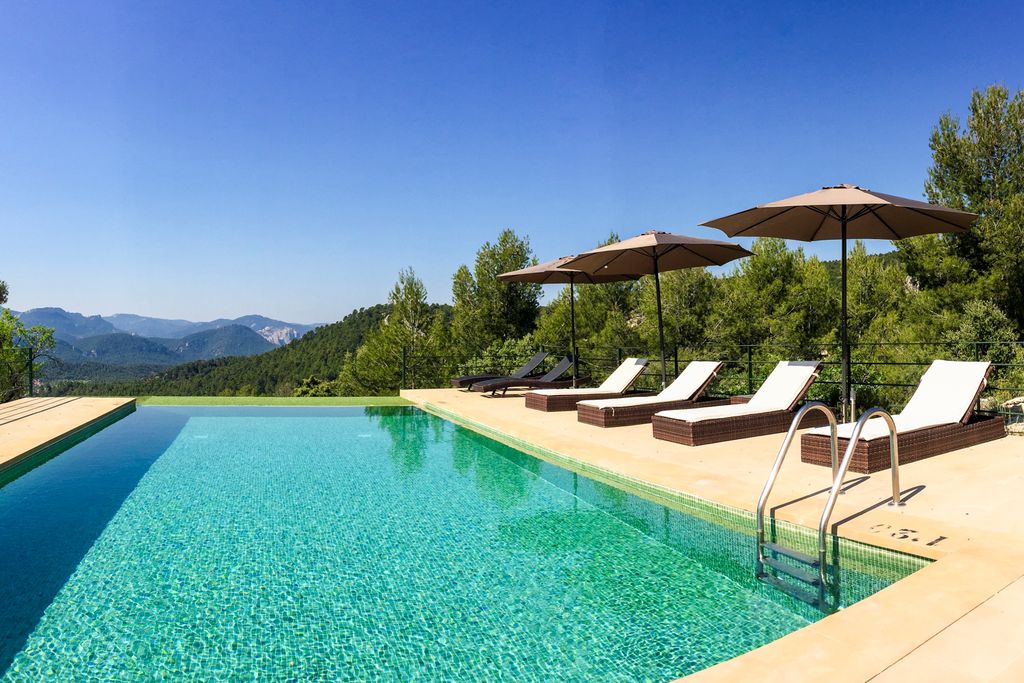 Torre Caballe Catalonia Olivers Travels2