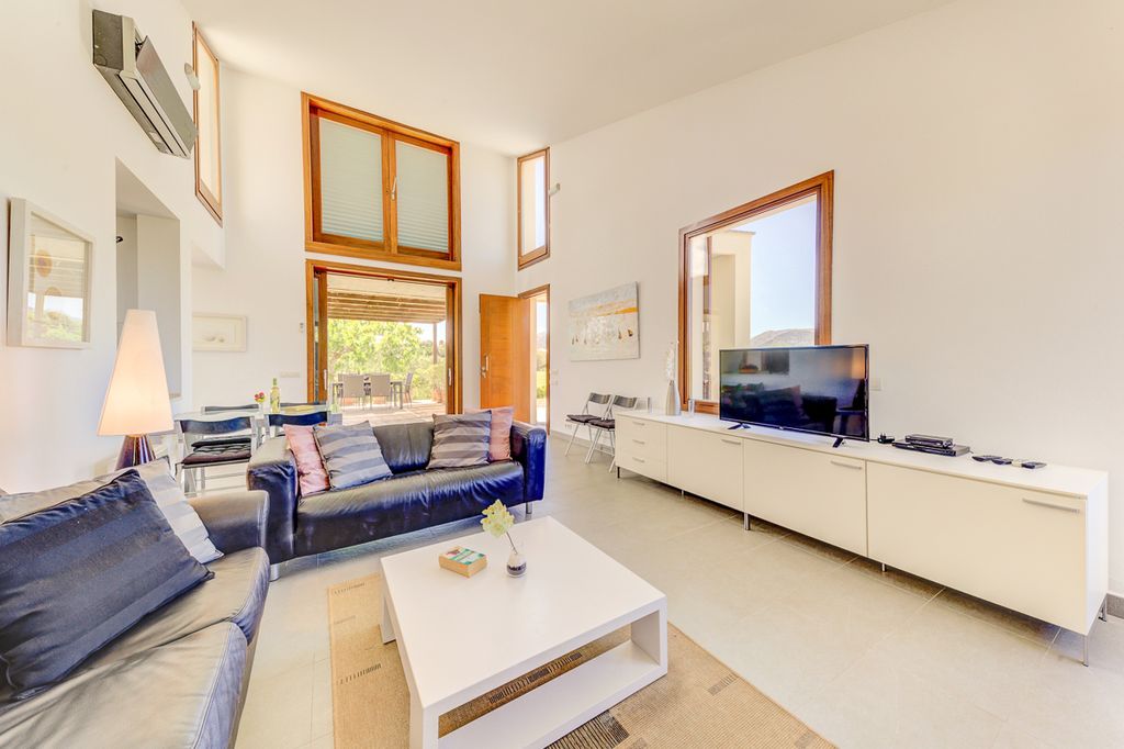 Villa Cabello Mallorca Olivers Travels3