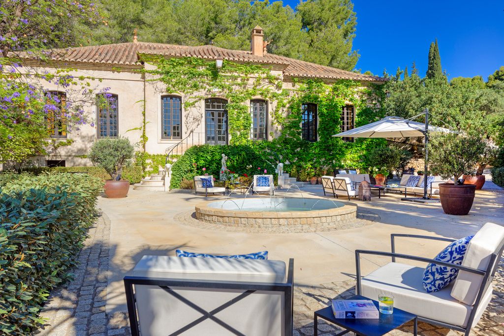 Casa Feliz Costa Del Sol Spain OliversTravels 1