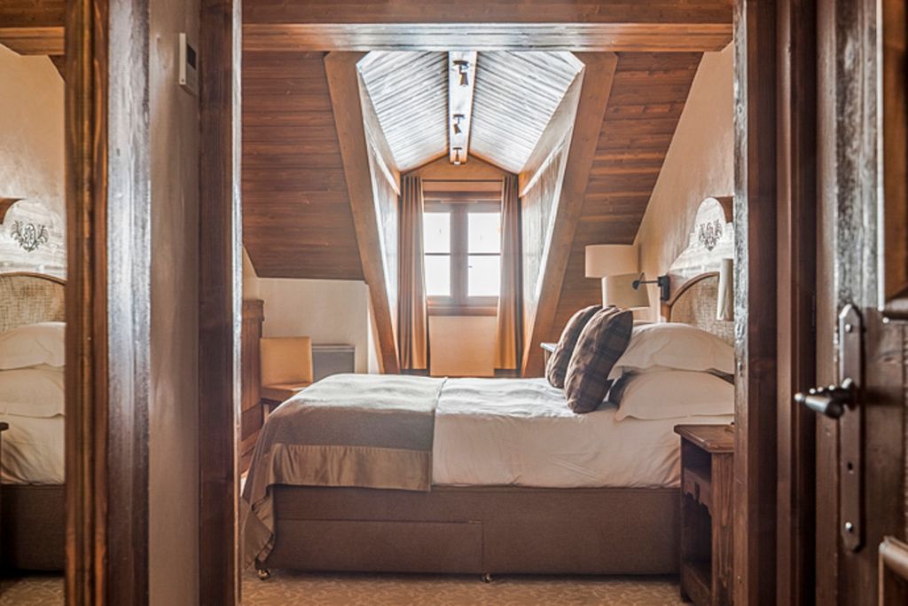 L Hibou Courchevel Olivers Travels4