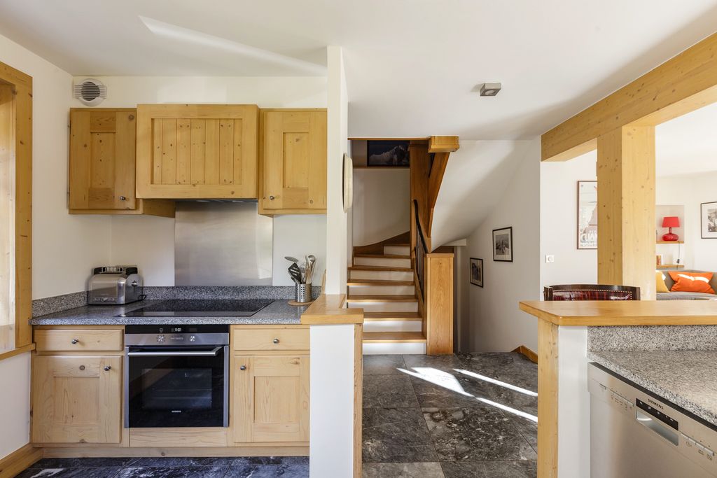 Chalet Tempeste Chamonix France Ski OliversTravels 3