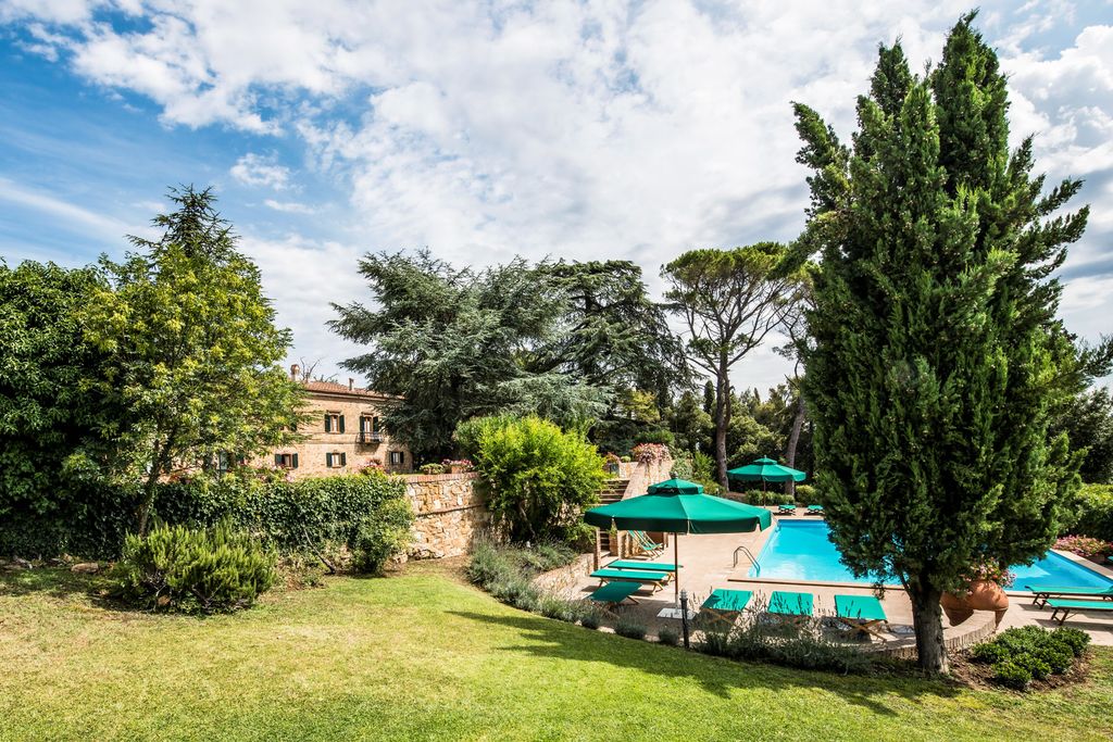 Dimora Iris Tuscany Olivers Travels 02