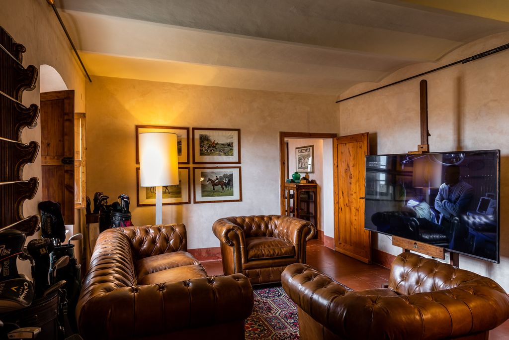 Dimora Iris Tuscany Olivers Travels 03