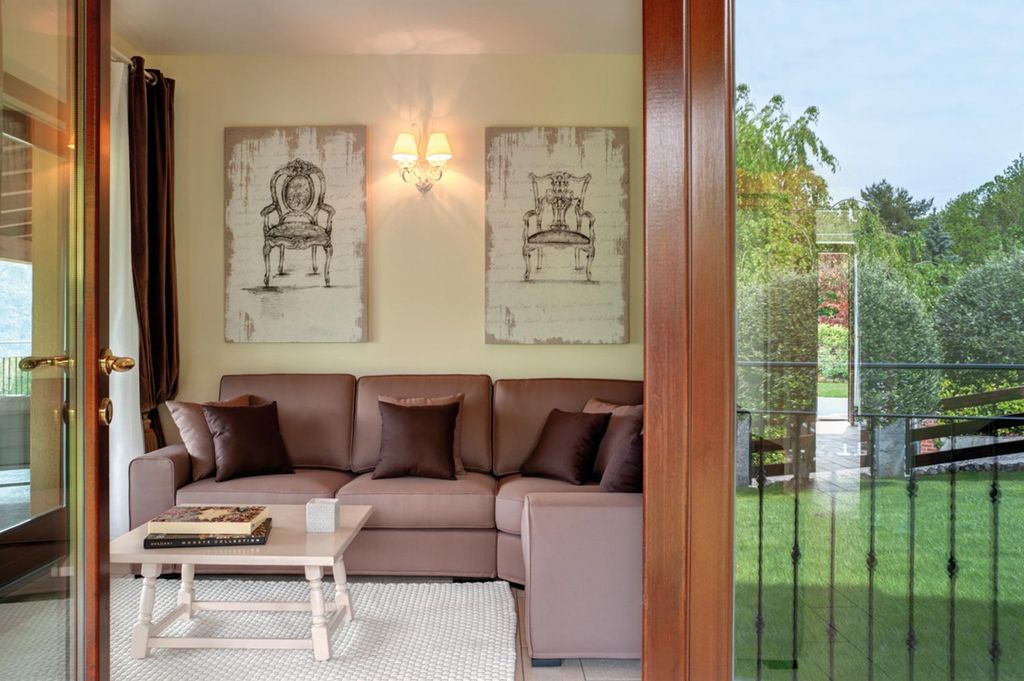 Villa Sonni Italian Lakes OliversTravels 5