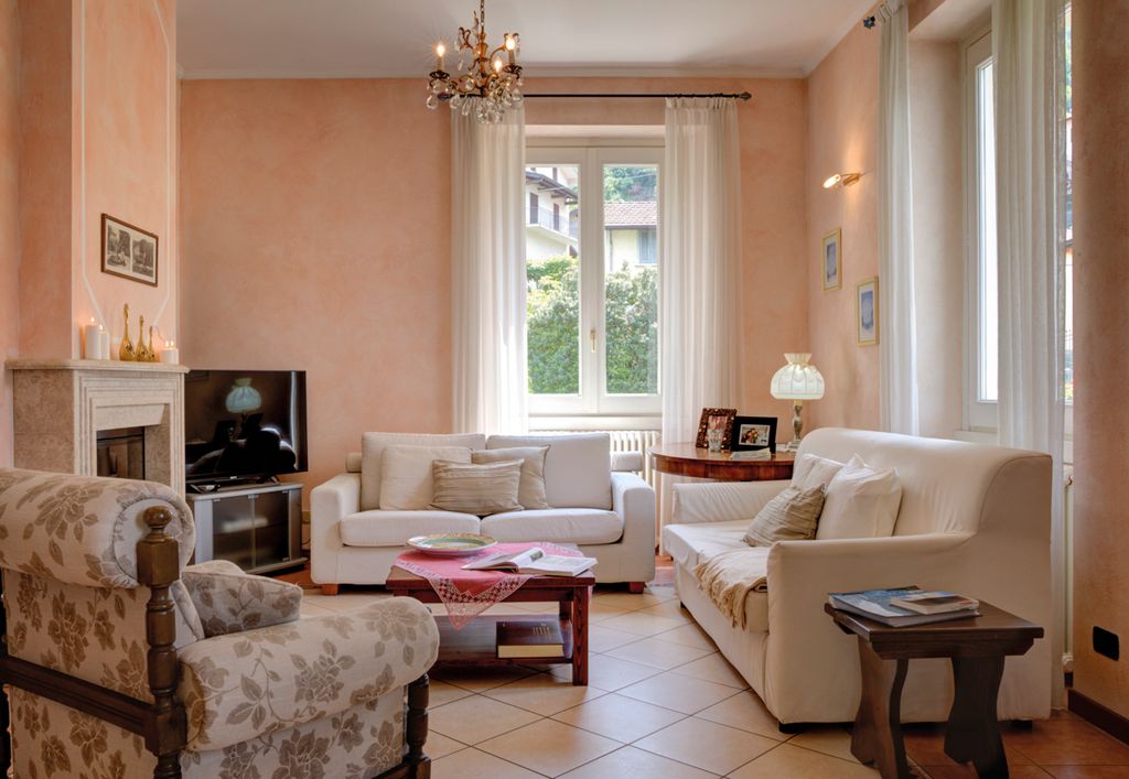 Villa Chicha Italian Lakes Olivers Travels 3