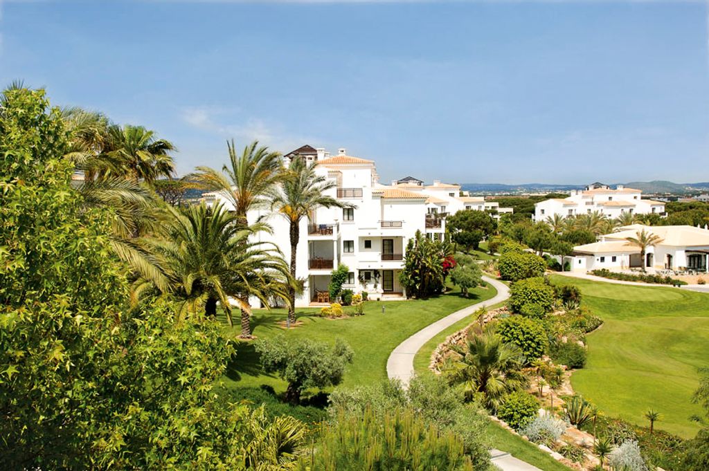 Suite III Pine Cliffs Olivers Travels 4