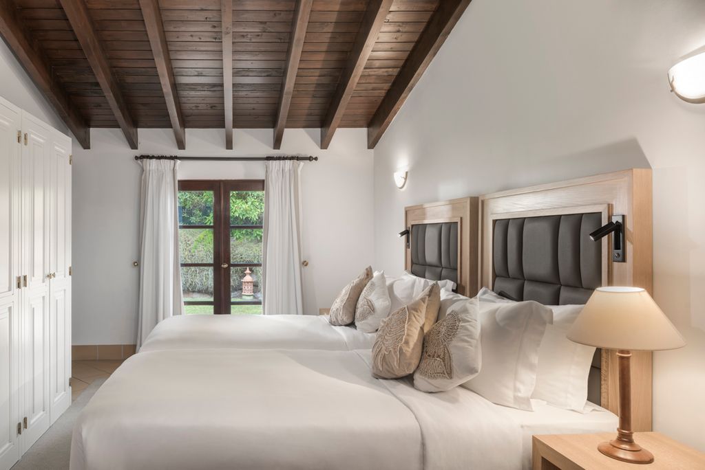 Villa Aurora Pine Cliffs Olivers Travels 3