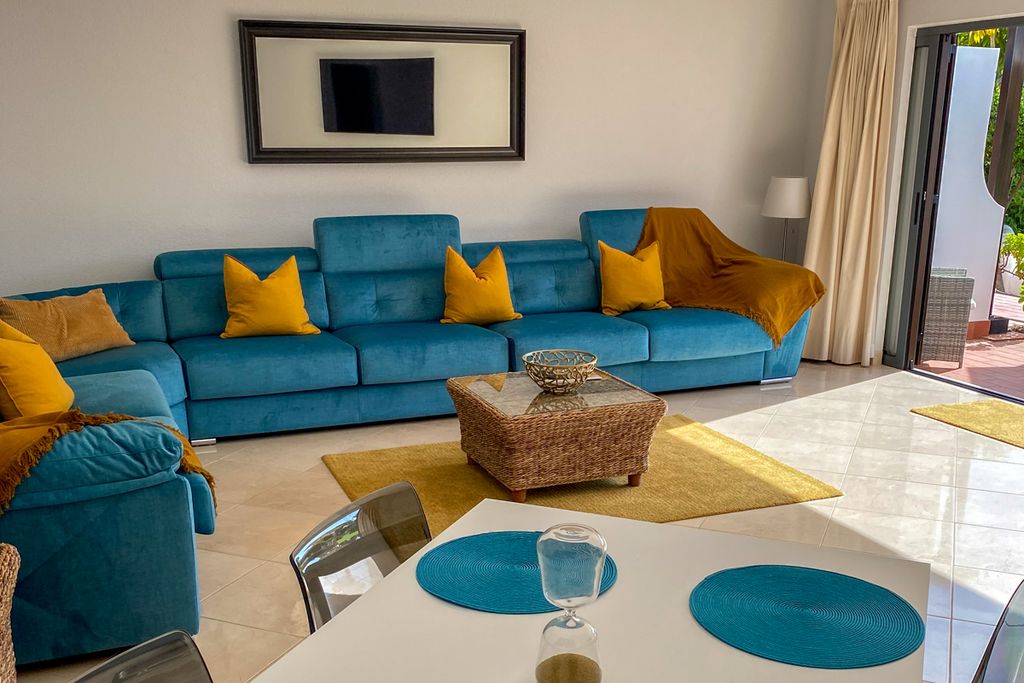 Casa Lindeza Algarve Olivers Travels 3