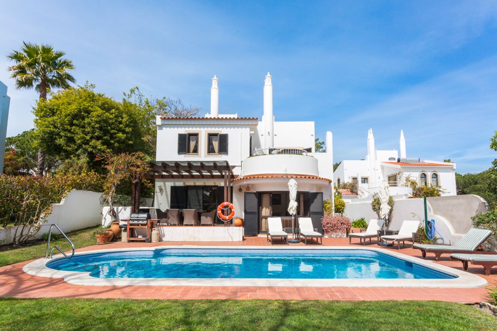 Lakeside Village Villa Verde Esperanza Portugal Quinta Do Lago Olivers Travels1 02