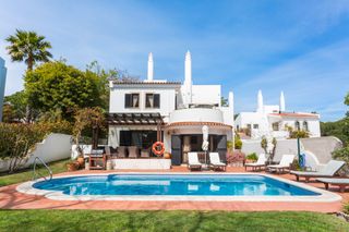 Lakeside Village Villa Verde Esperanza Portugal Quinta Do Lago Olivers Travels1 02