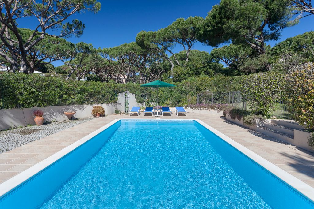 Villa Amari Vale do Lobo Olivers Travels 2