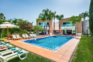 Villa Lagoon Vilamoura Portugal Olivers Travels 1