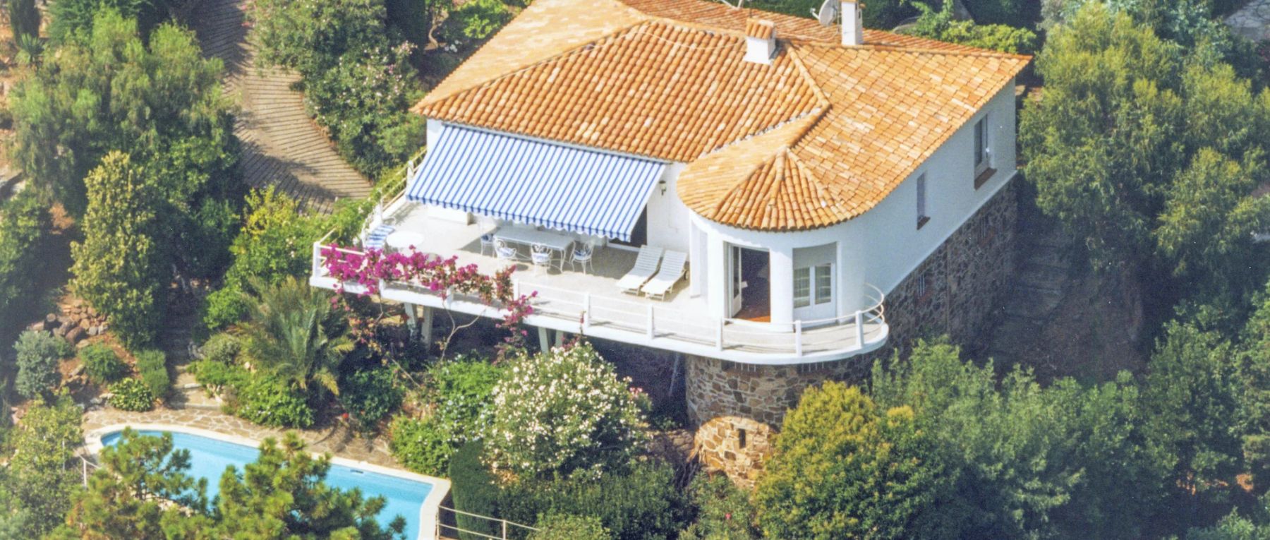 001 le balcon romantique south of france olivers travels desktop center