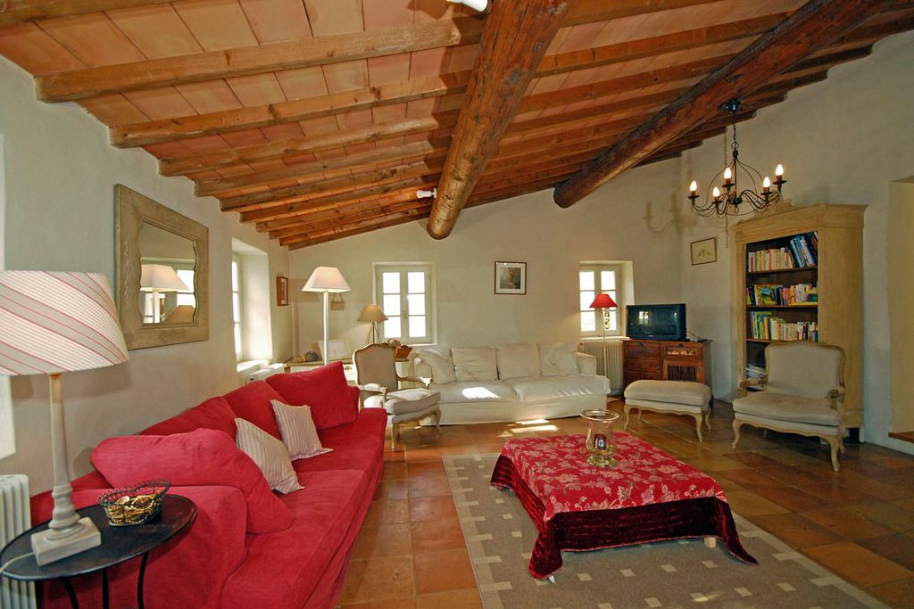 Le Logis Fleuri Provence OliversTravels 4