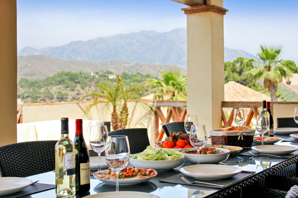 Villa Pietro Costa del Sol Olivers Travels 4