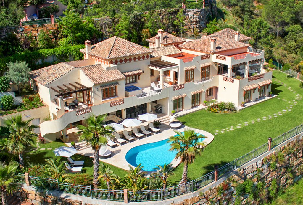 Villa Pietro Costa del Sol Olivers Travels 1