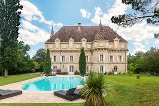 Chateau Quercy Midi Pyrenees Olivers Travel 2