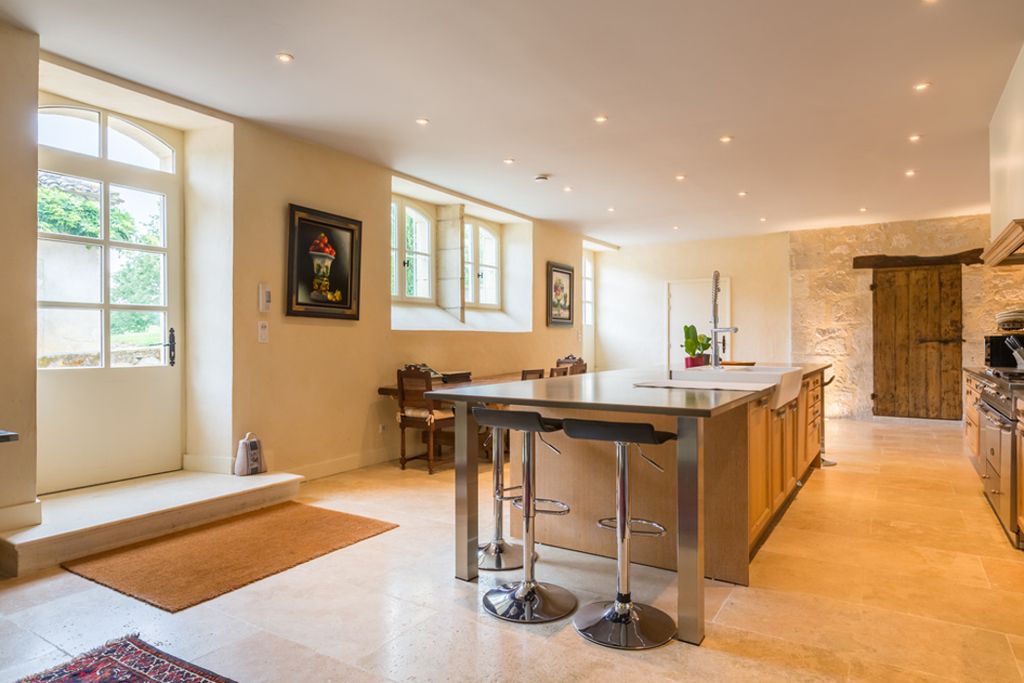 Chateau Quercy Midi Pyrenees Olivers Travel 4