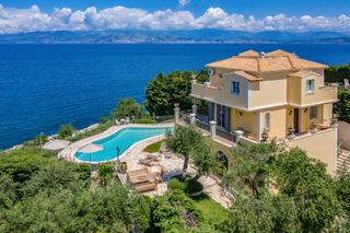 Villa Afroditi Corfu Greece Oliver sTravels 1