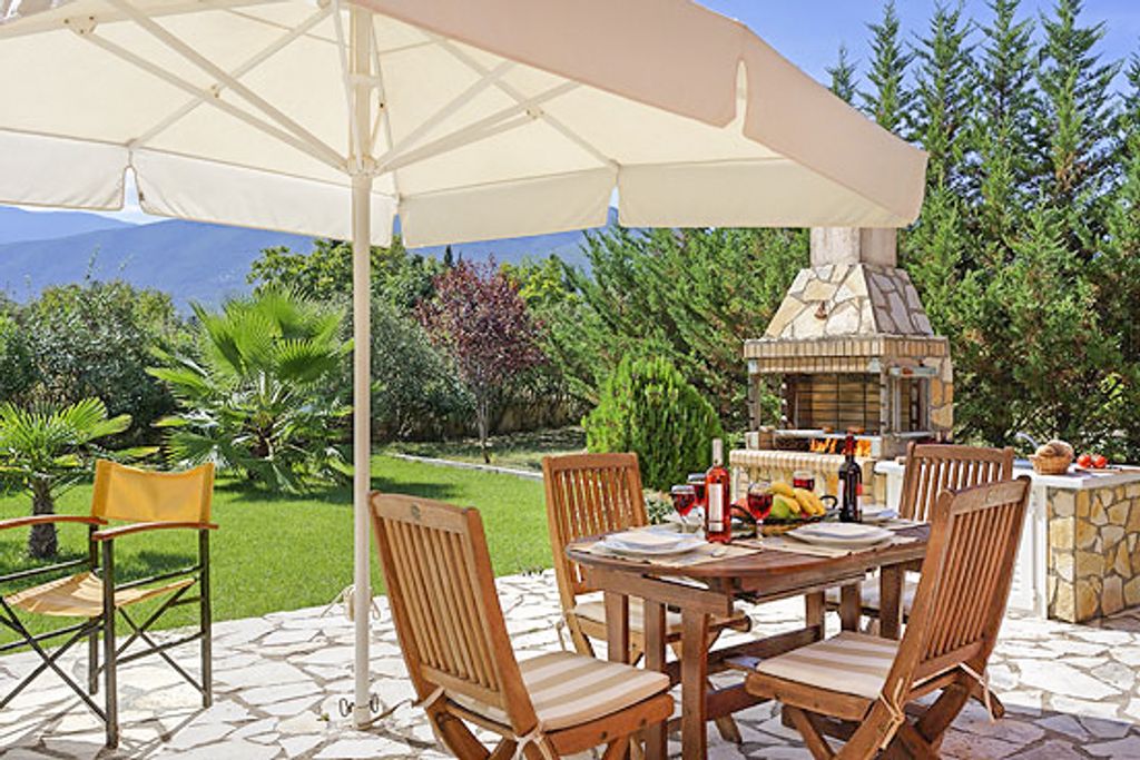 Penelope I Kefalonia Olivers Travels 4