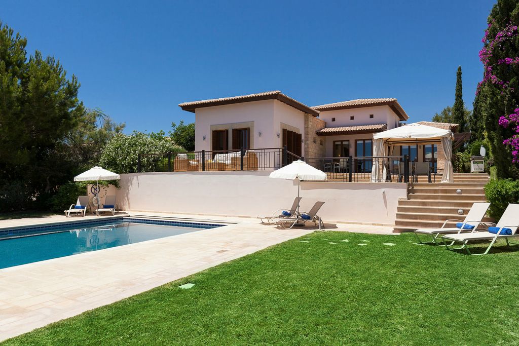 Villa Cosima Aphrodite Hills Olivers Travels2