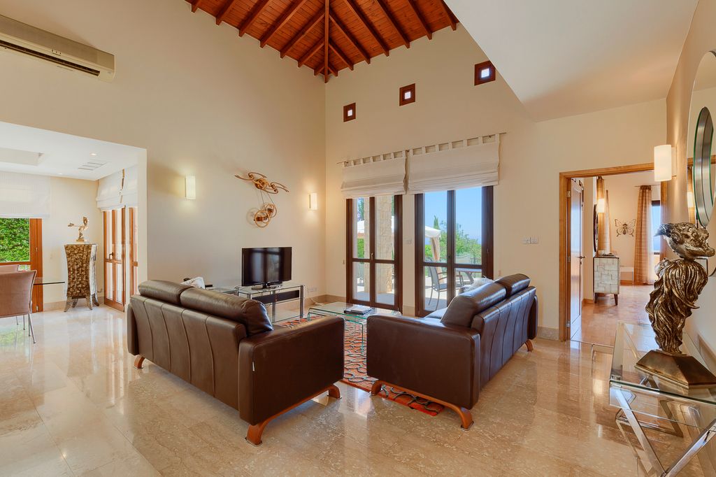 Villa Cosima Aphrodite Hills Olivers Travels3