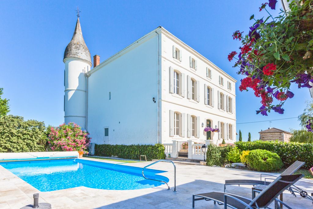 Chateau le Temple Aquitaine Olivers Travel 1