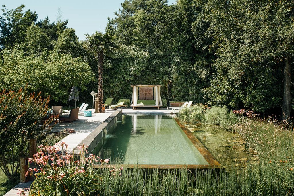 Villa Le Bassin Aquitane France OliversTravels 3