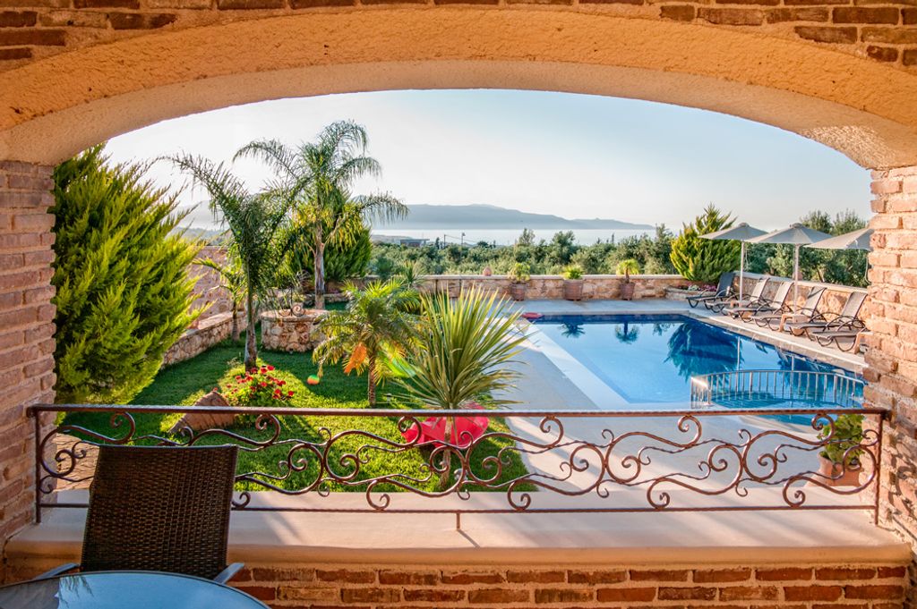 Villa Giovanta Crete Olivers Travels 4