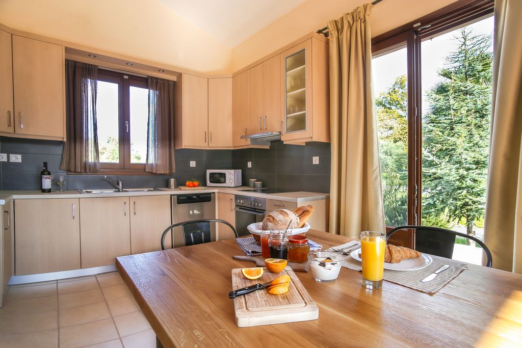 Villa Kirki Kefalonia Greece OliversTravels 4