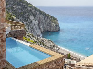 Milos Beach Aphrodite Lefkas Olivers Travels 1