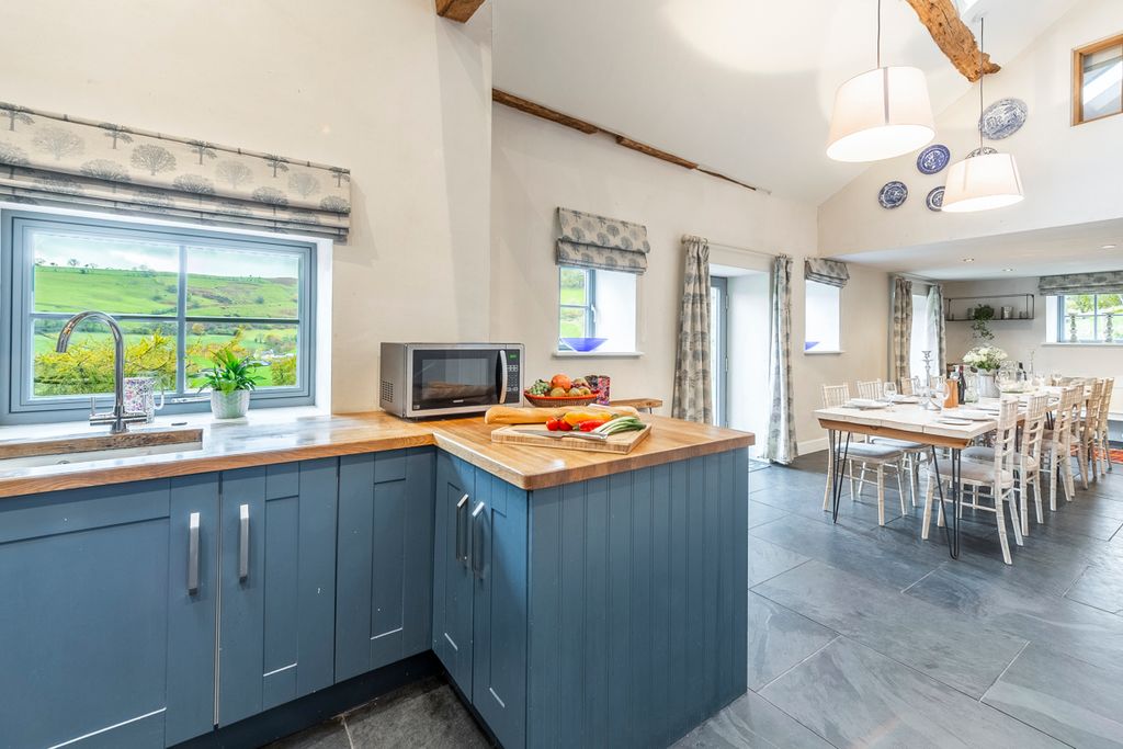 Upper Valley Barns Wales Olivers travel 5