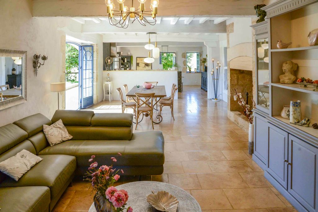 Villa Juno Dordogne France Olivers Travels 4