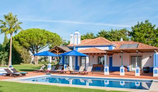 Villa Carla Olhos D Agua Olivers Travels 4