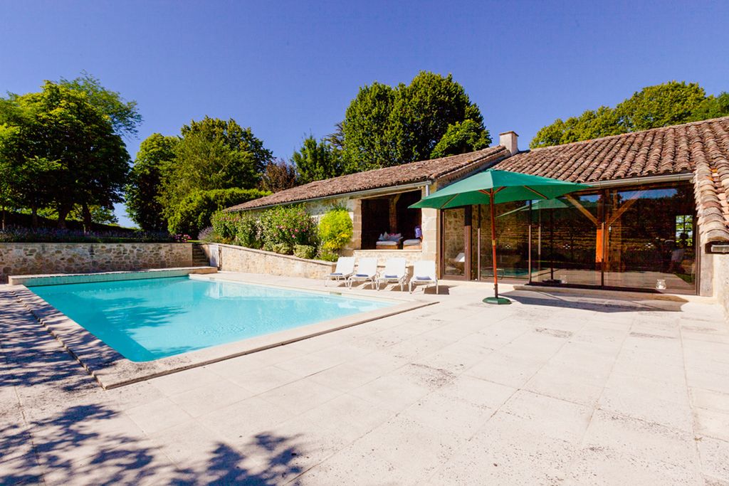 Chateau Segalas Aquitaine Dordogne France Olivers Travels 2